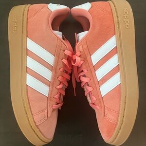 Adidas Alpha Court sneakers!
